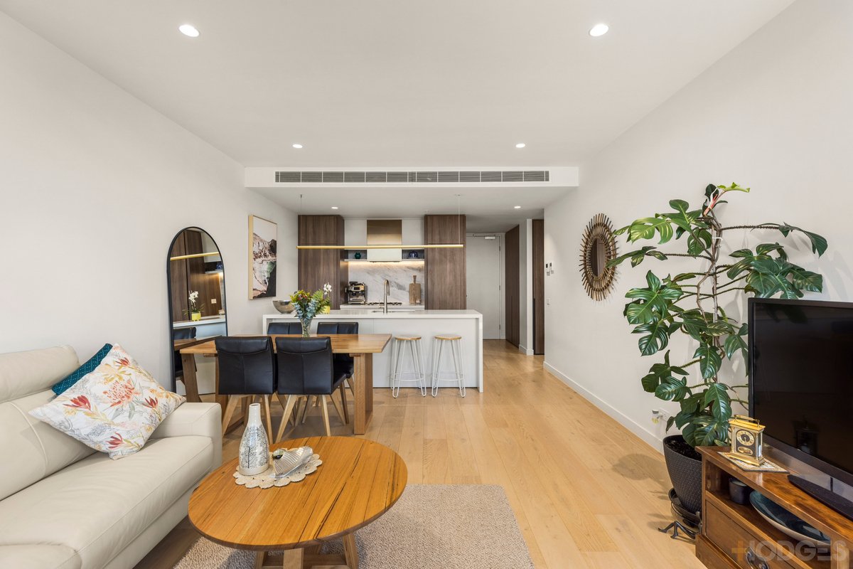 102 / 28 Linacre Road Hampton - Residential for sale
