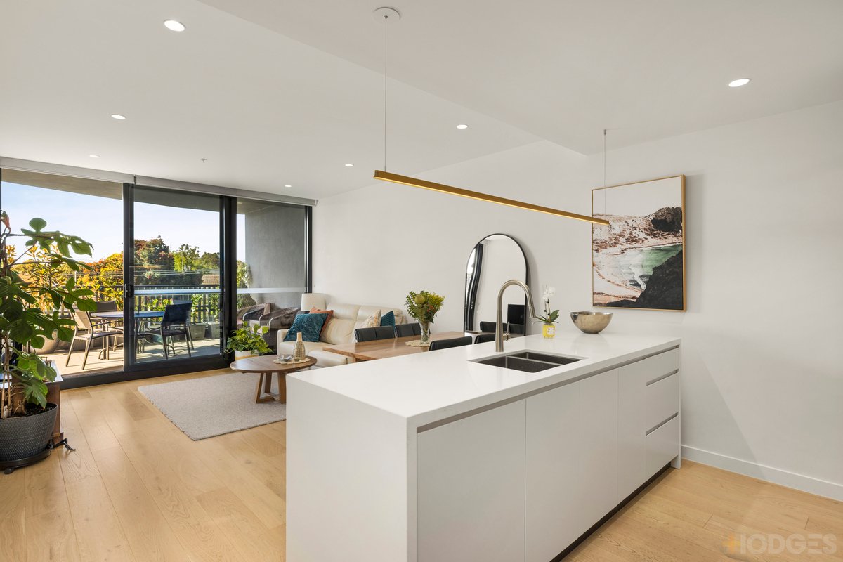 102 / 28 Linacre Road Hampton - Residential for sale