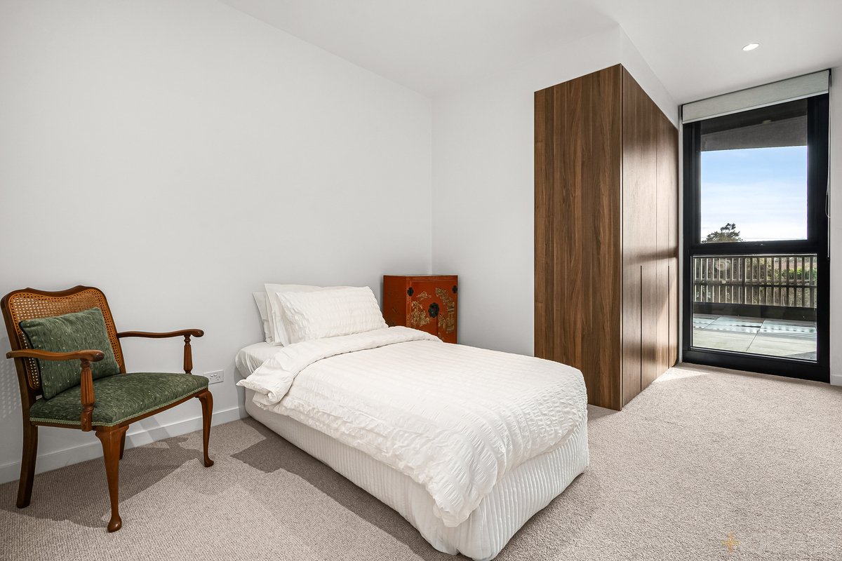 102 / 28 Linacre Road Hampton - Residential for sale