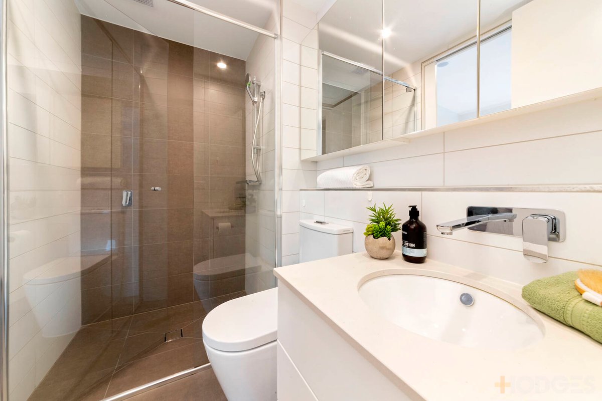 102 / 29 Kambrook Road Caulfield North - Residential for sale