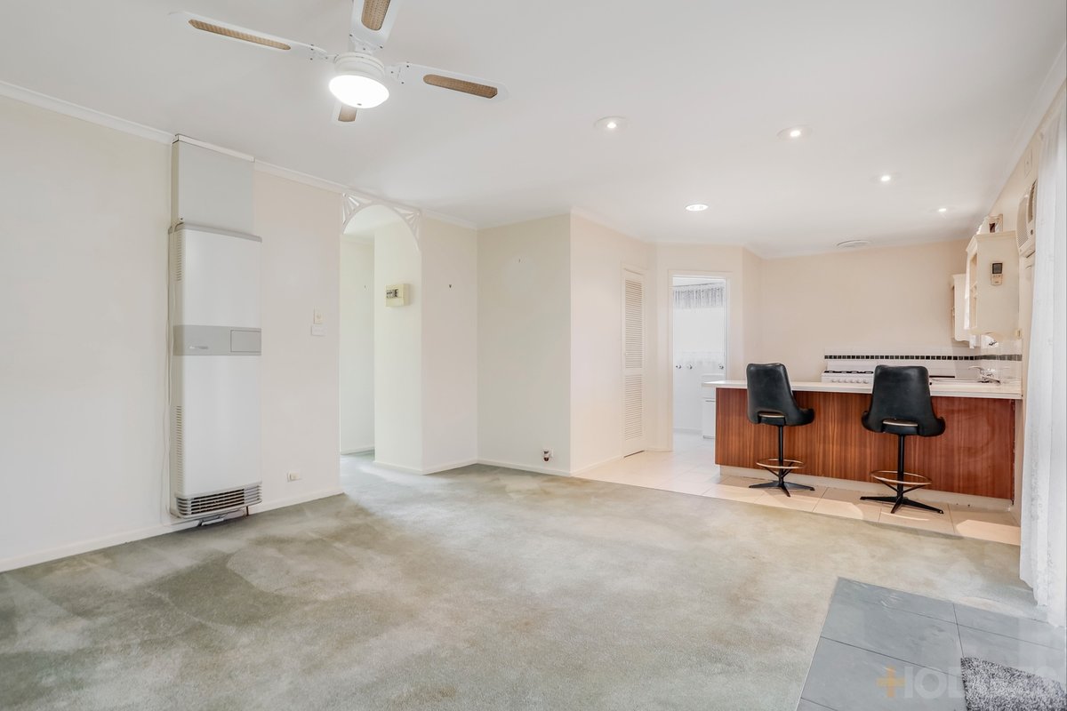 10 / 27 Deutgam Street Werribee - Residential for sale