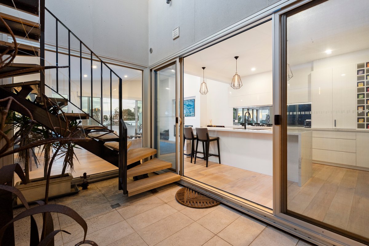 103 / 2217 Point Nepean Road RYE - Residential for sale
