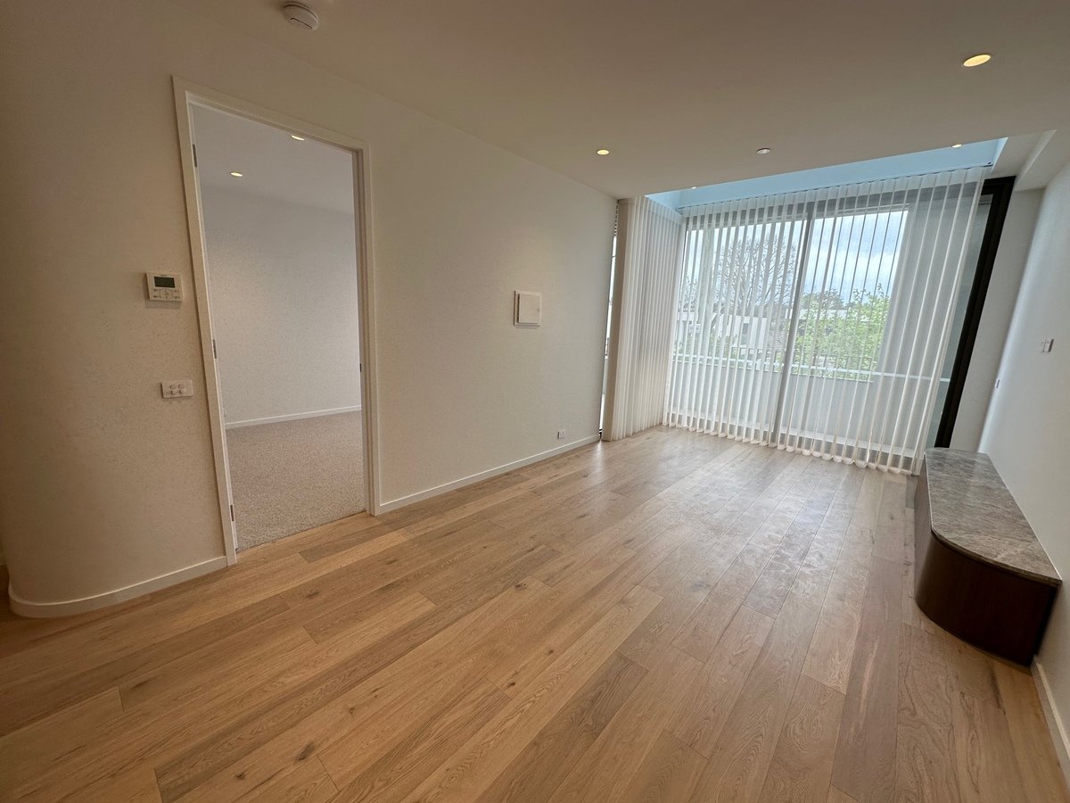 103 / 27 Pine Street BRIGHTON - Residential for lease
