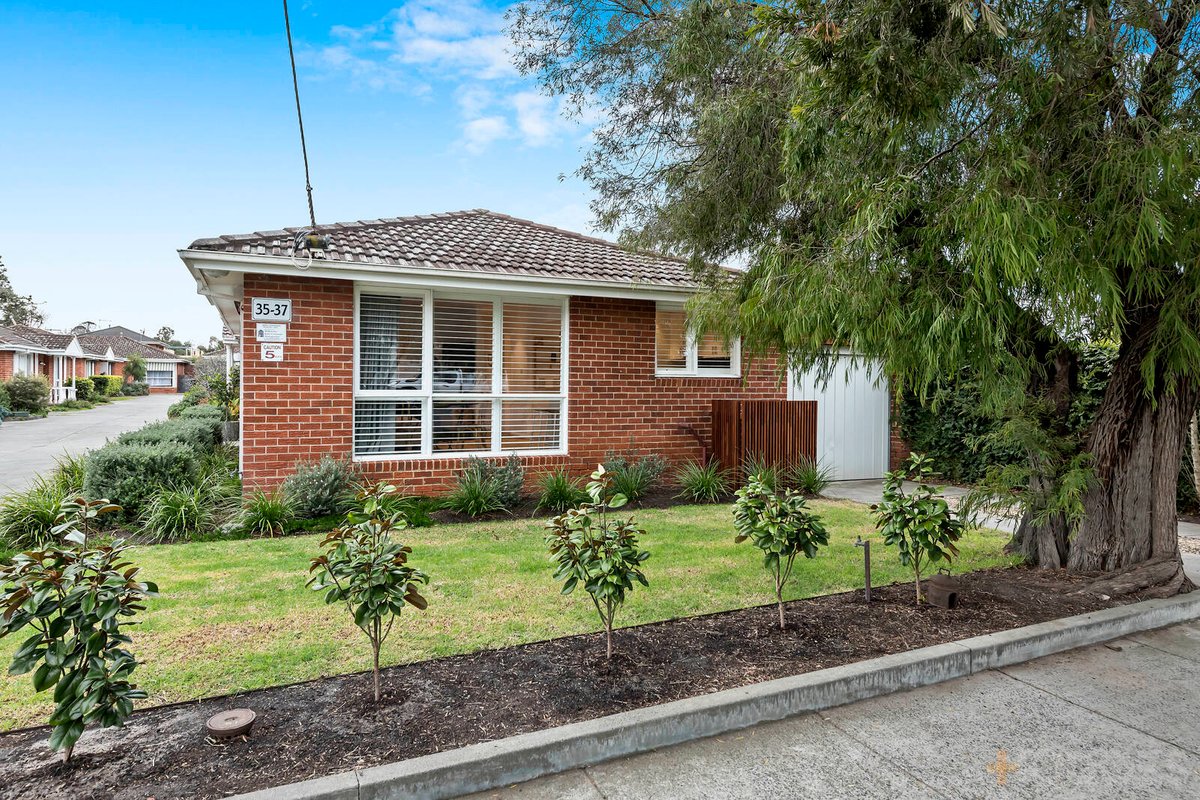 10 / 35-37 Littlewood Street Hampton - Residential for sale