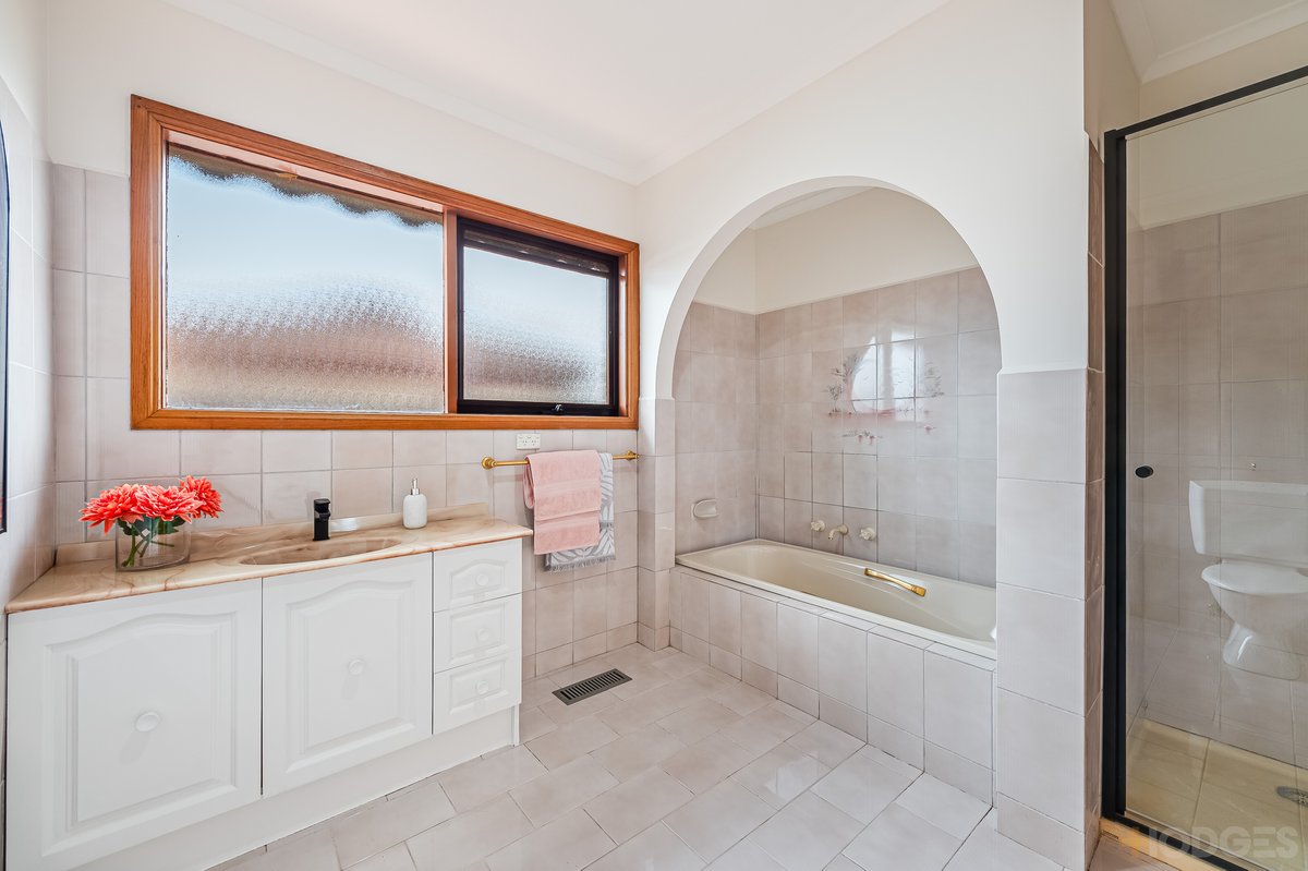 104 Duncans Road Werribee - Residential for sale