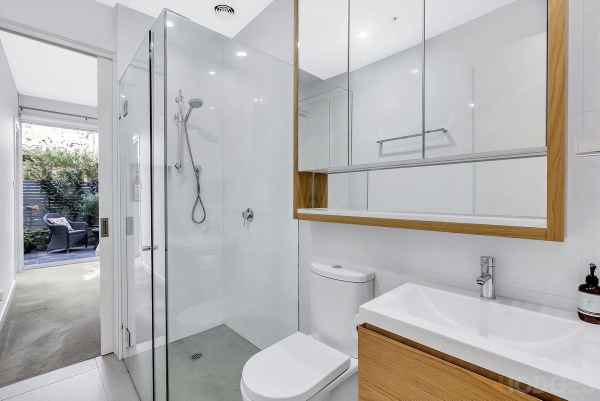 10 / 472 Beach Road Beaumaris - Residential for sale