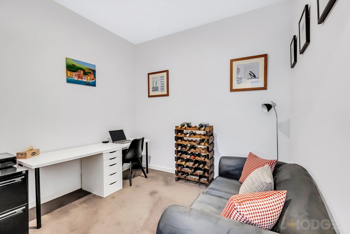10 / 472 Beach Road Beaumaris - Residential for sale
