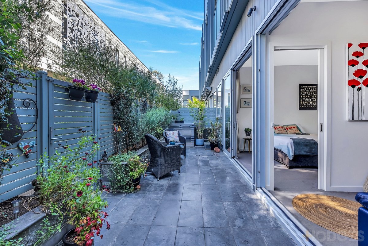 10 / 472 Beach Road Beaumaris - Residential for sale