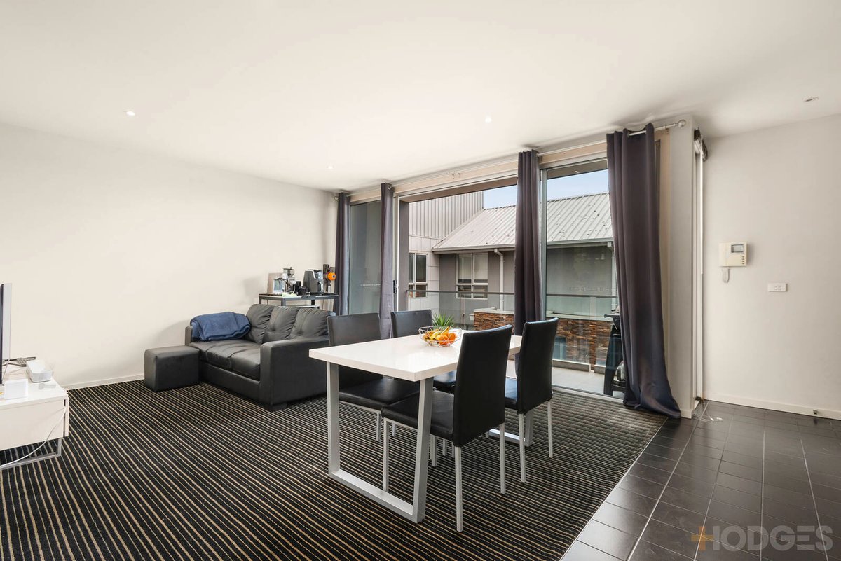 10 / 496 Dandenong Road Caulfield North - Residential for sale