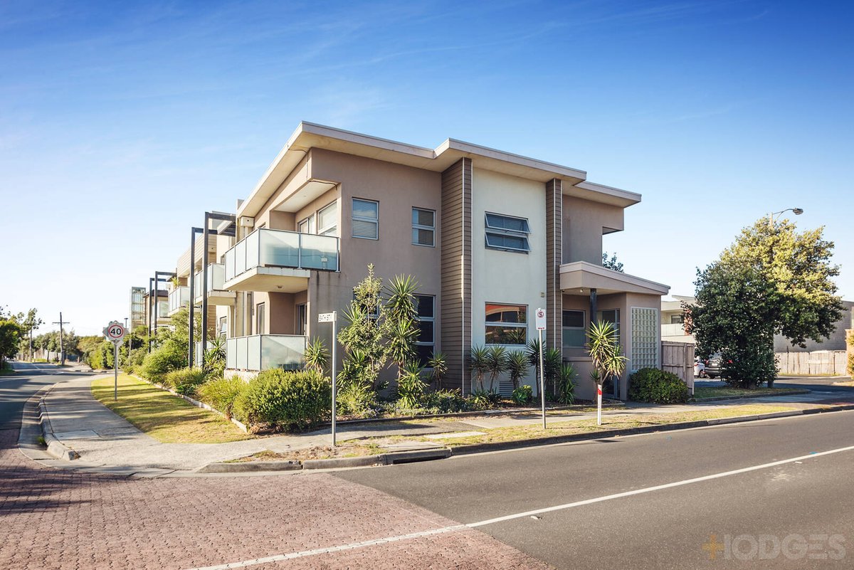 10 / 5 Maury Road Chelsea - Residential for sale