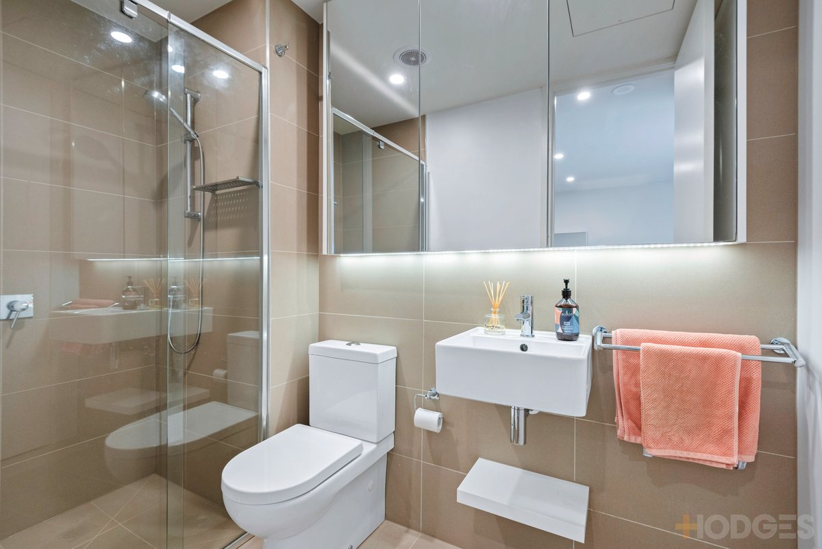 105 / 15 Small Street Hampton - Residential for sale