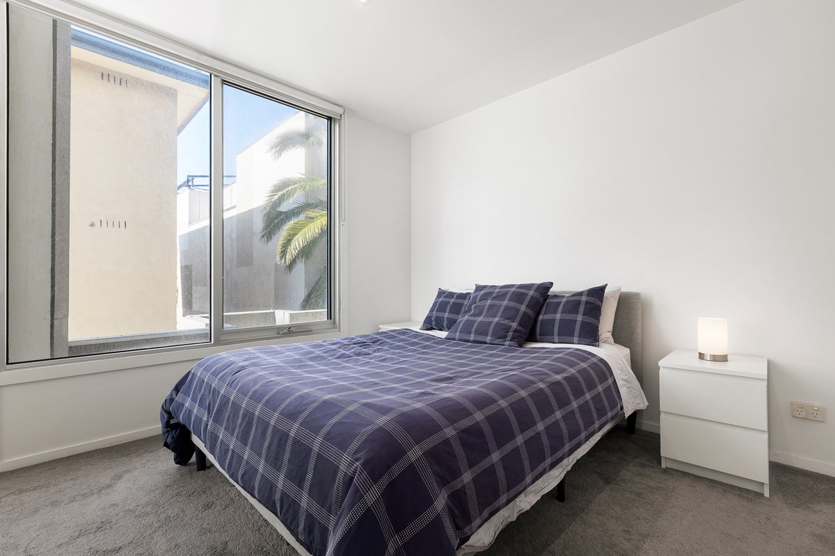 10 / 52 Fitzroy Street St Kilda - Residential for sale