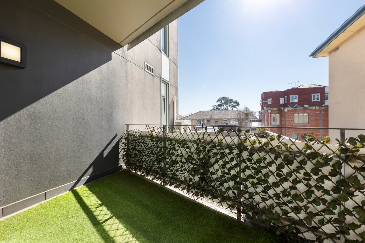 10 / 52 Fitzroy Street St Kilda - Residential for sale