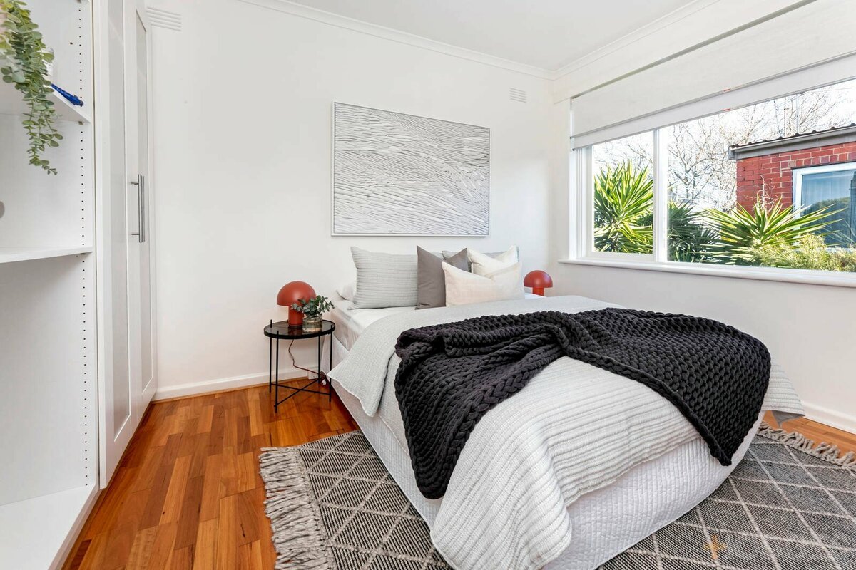 10 / 55 Foam Street ELWOOD - Residential for lease