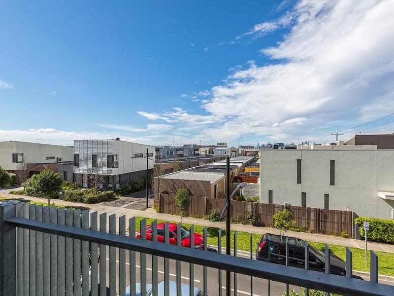 105 / 64 Cross Street FOOTSCRAY - Residential for sale