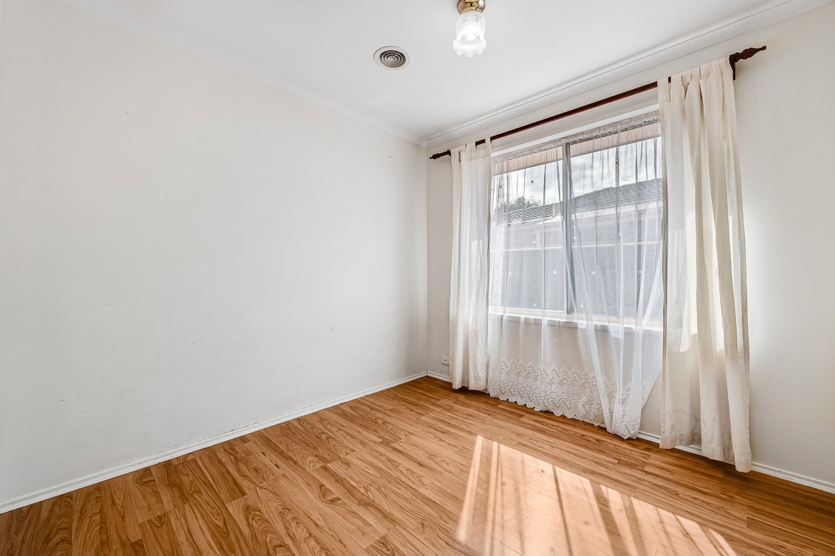 106 Rosella Avenue Werribee - Residential for sale