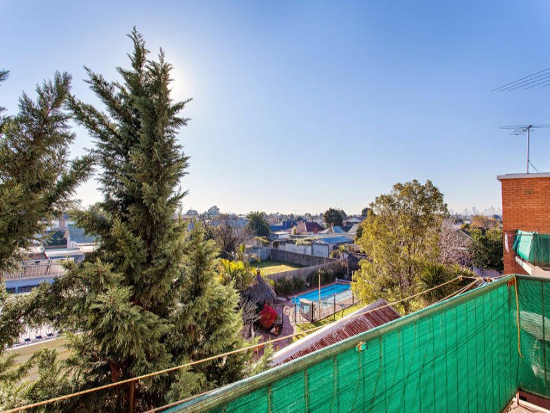 10 / 69 Kingsville Street KINGSVILLE - Residential for sale