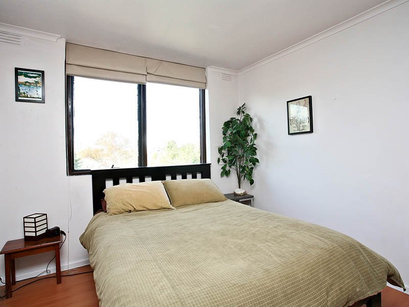 10 / 73 Kingsville Street KINGSVILLE - Residential for sale