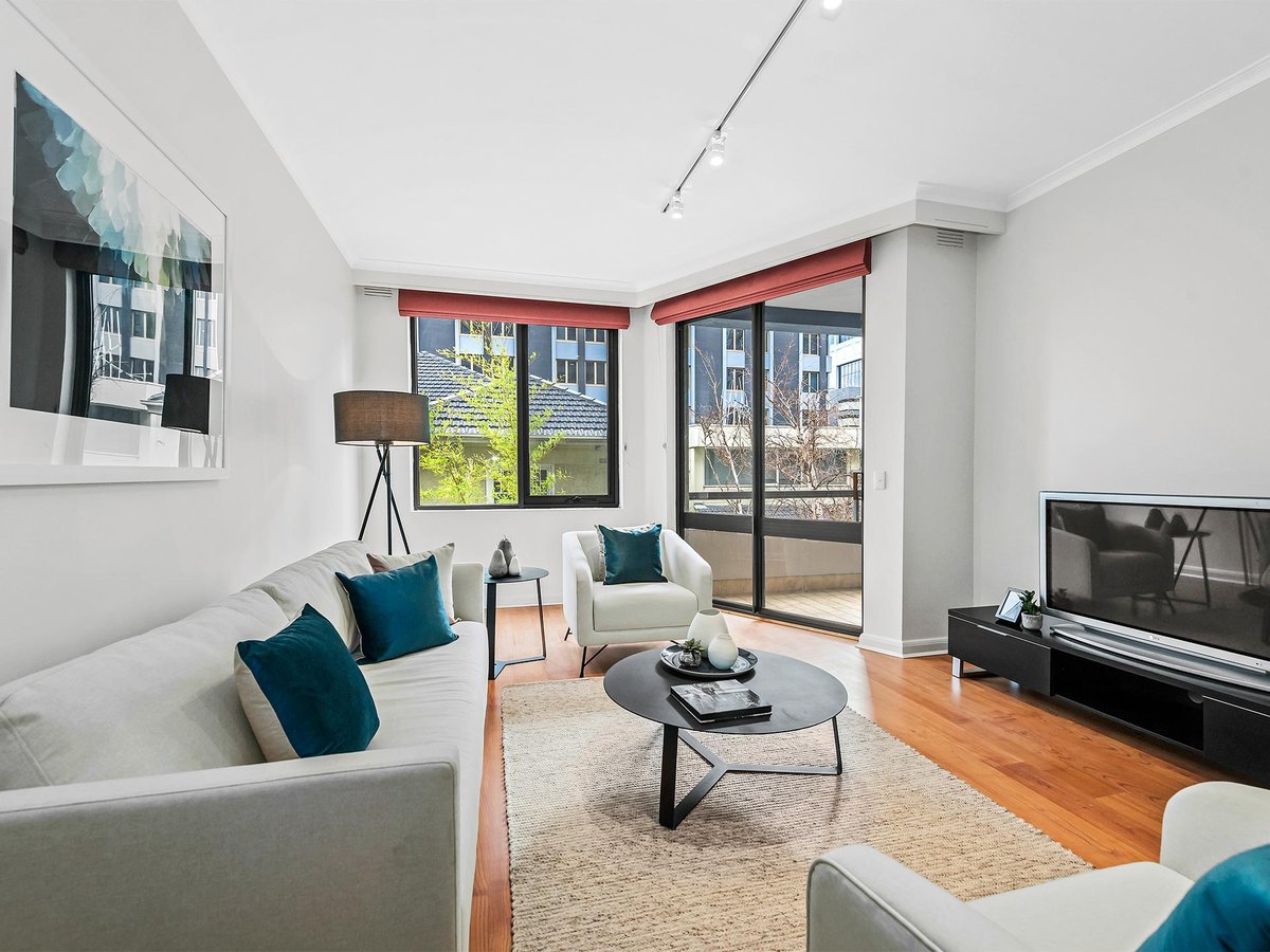 10 / 73 Queens Road MELBOURNE - Residential for sale