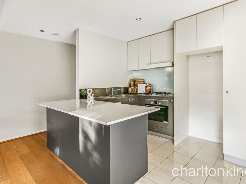 10 / 78 Holyrood Street HAMPTON - Residential for sale
