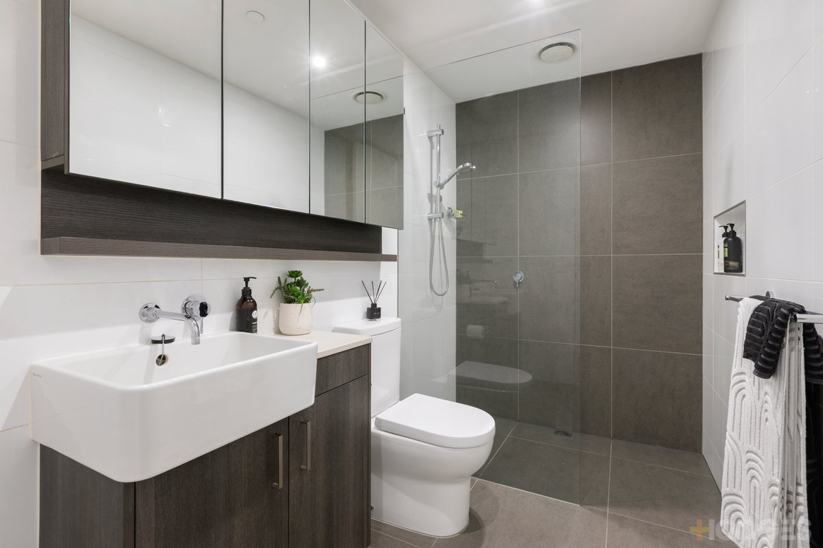 109 / 222 Bay Road Sandringham - Residential for sale