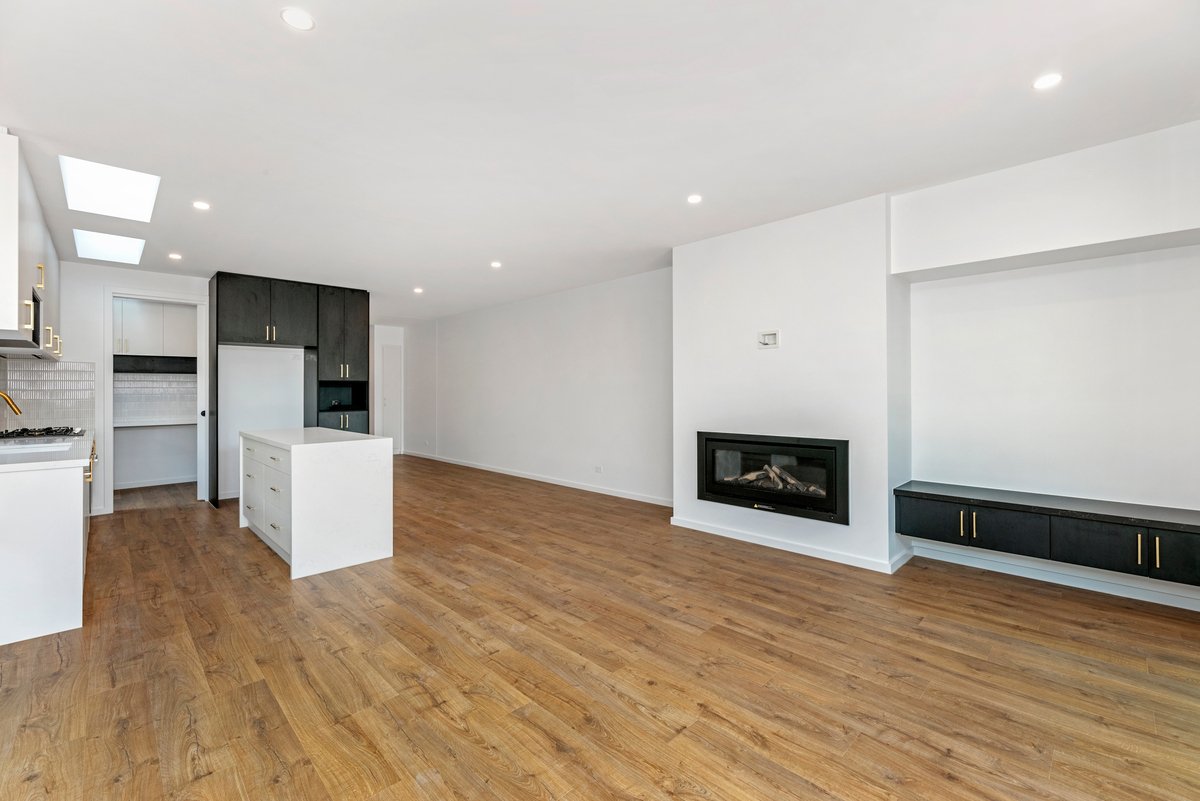 10A Cummins Road Brighton East - Residential for lease