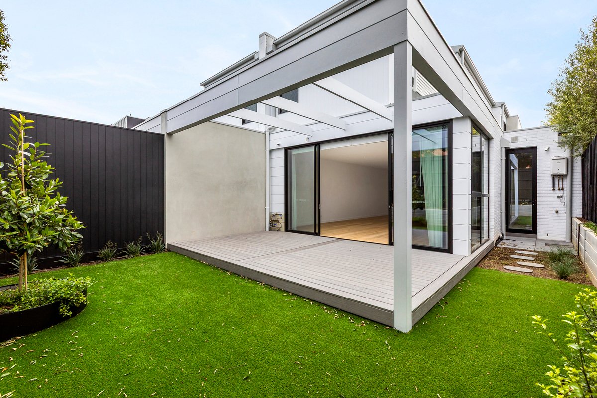 10B James Crescent Hampton - Residential for sale