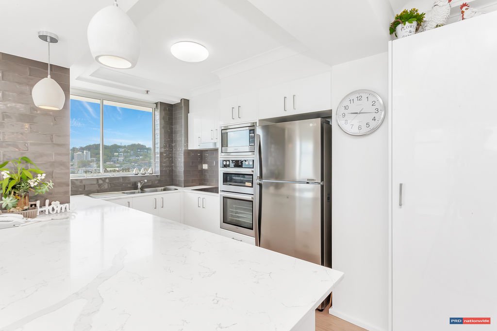 10C/3 Second Ave, BURLEIGH HEADS QLD 4220