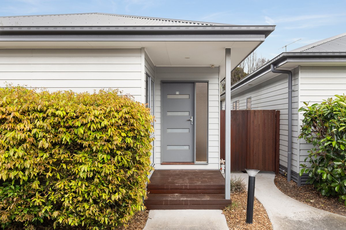 11 Acacia Lane ROSEBUD - Residential for sale