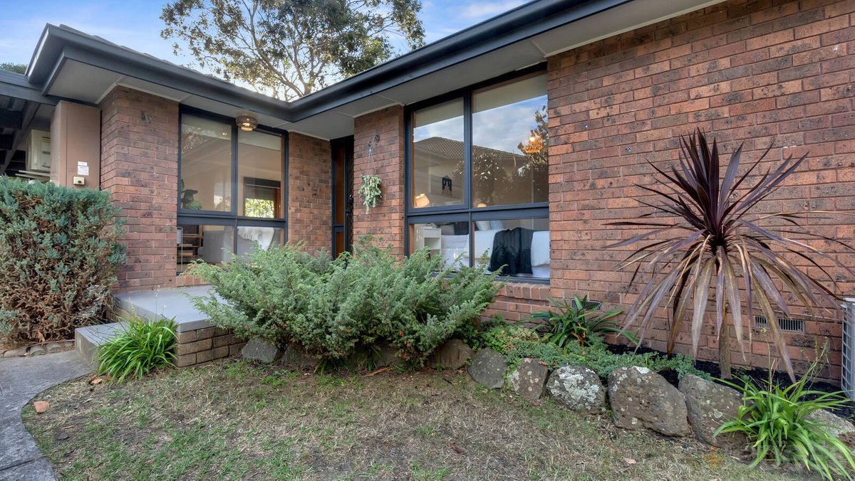 11 Bundora Parade Mentone - Residential for sale