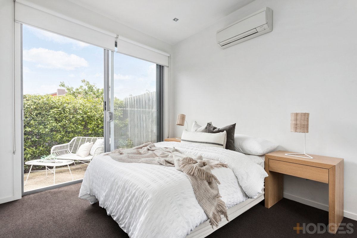 11 Chicquita Circuit Mentone - Residential for sale