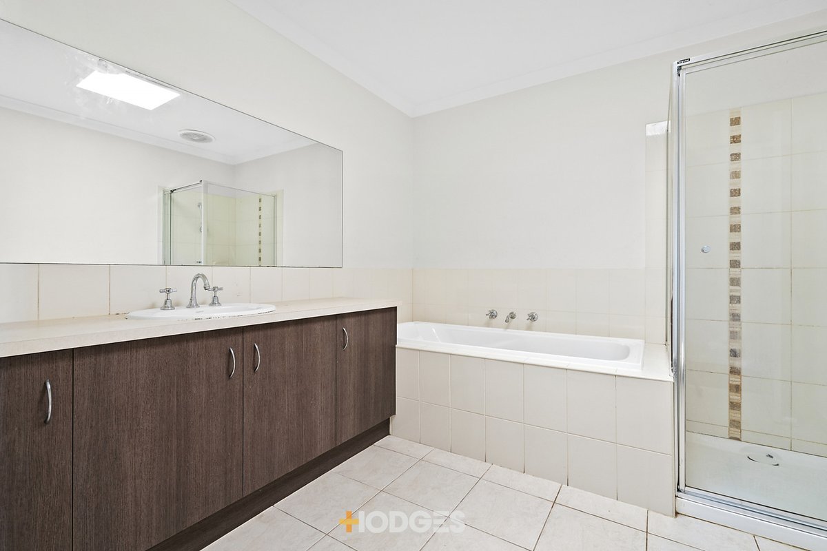 11 Colby Link Derrimut - Residential for sale