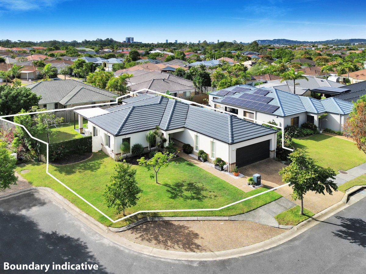 11 Corina Close, Robina QLD 4226