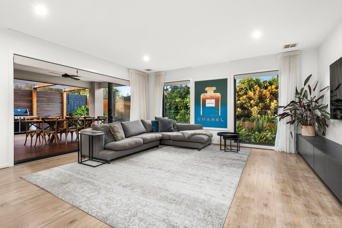 11 Correa Avenue Cheltenham - Residential for sale