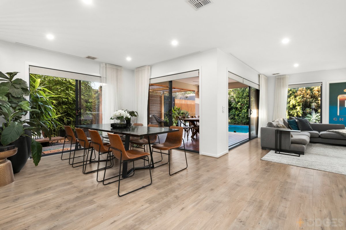 11 Correa Avenue Cheltenham - Residential for sale