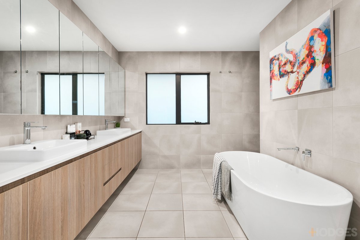 11 Correa Avenue Cheltenham - Residential for sale