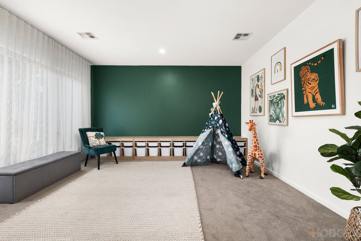 11 Correa Avenue Cheltenham - Residential for sale