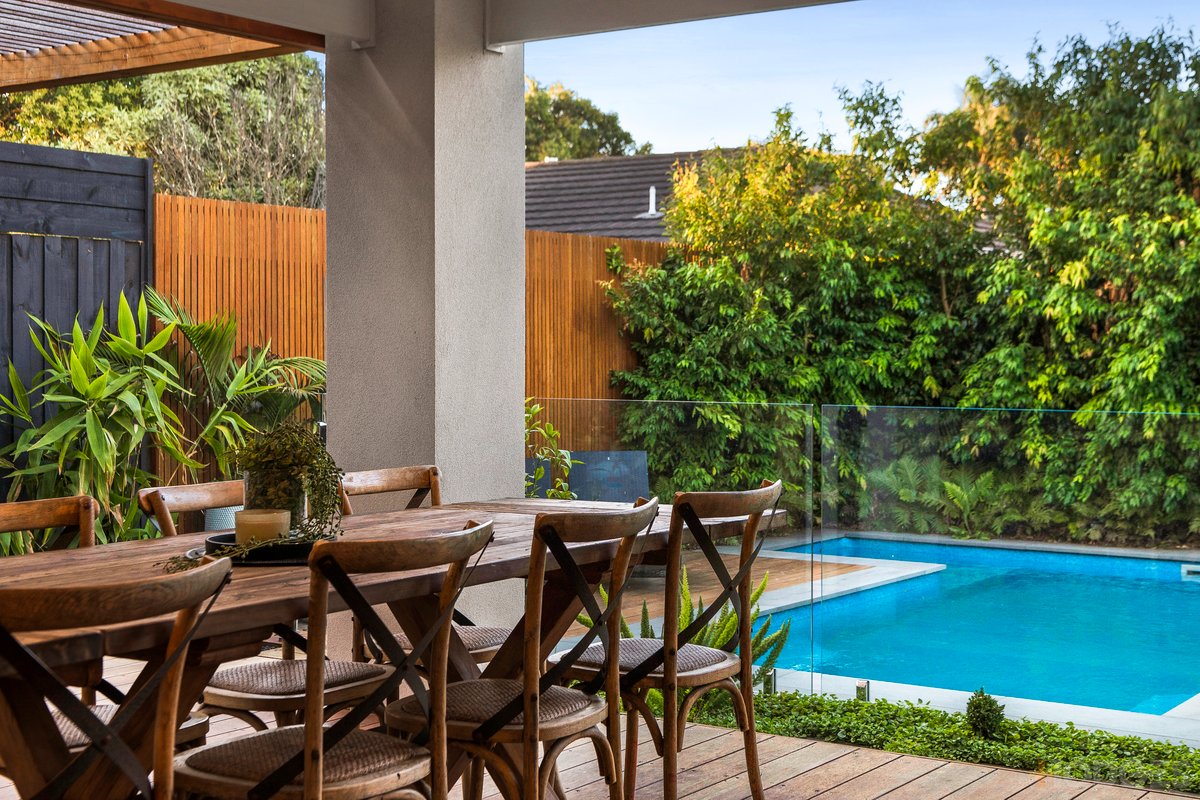 11 Correa Avenue Cheltenham - Residential for sale