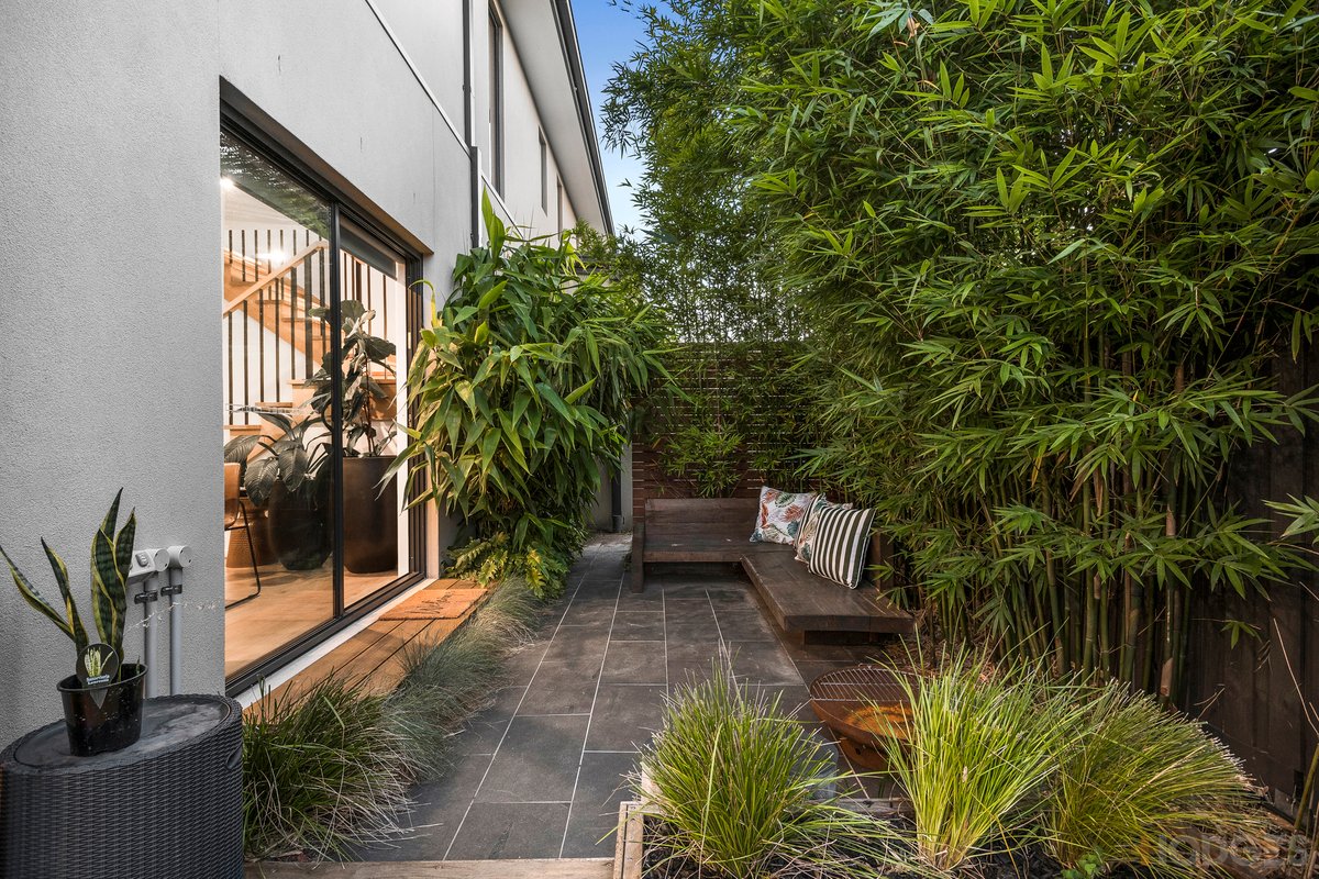 11 Correa Avenue Cheltenham - Residential for sale