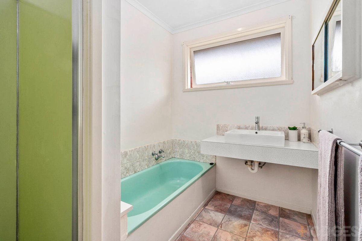 11 Corriedale Court Belmont - Residential for sale