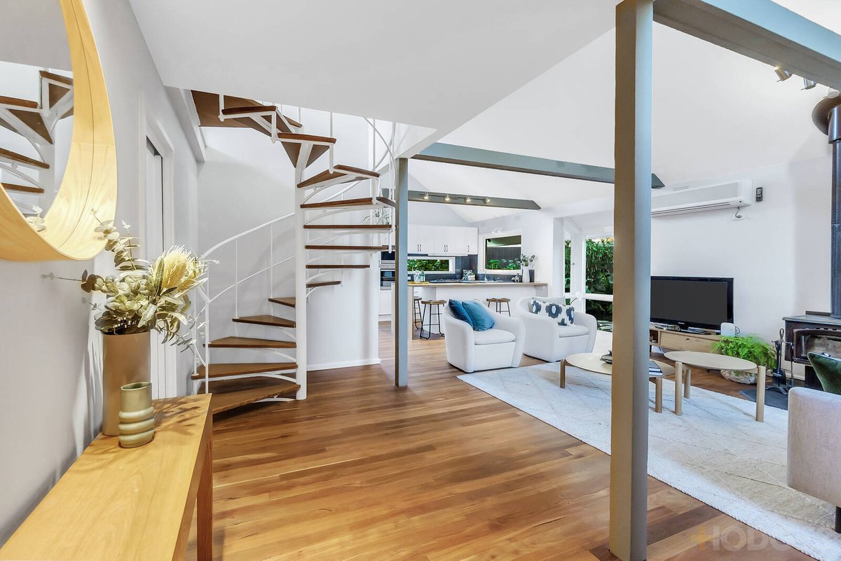 11 Daniel Court Mentone - Residential for sale