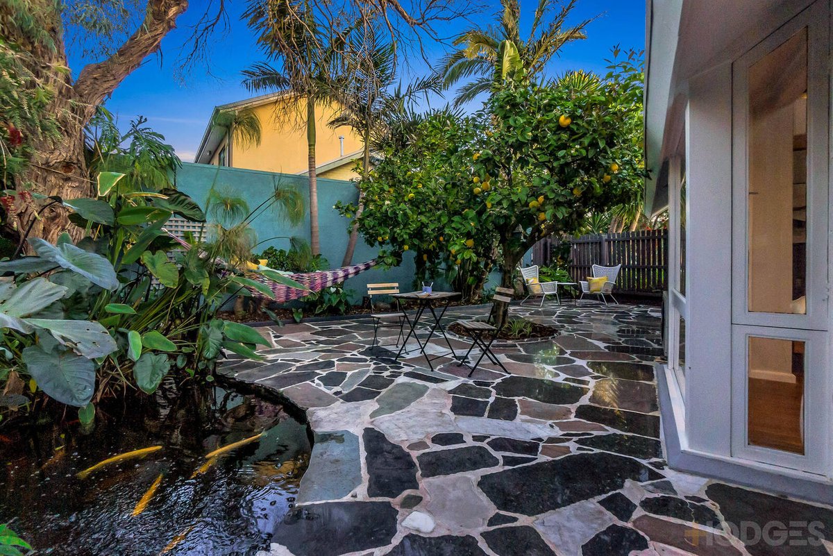 11 Daniel Court Mentone - Residential for sale