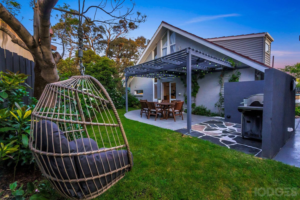 11 Daniel Court Mentone - Residential for sale