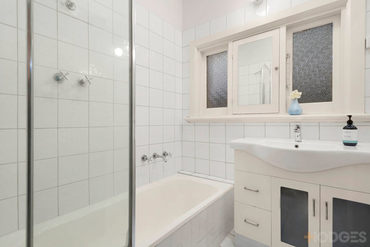11 Dover Street Caulfield South - Residential for sale