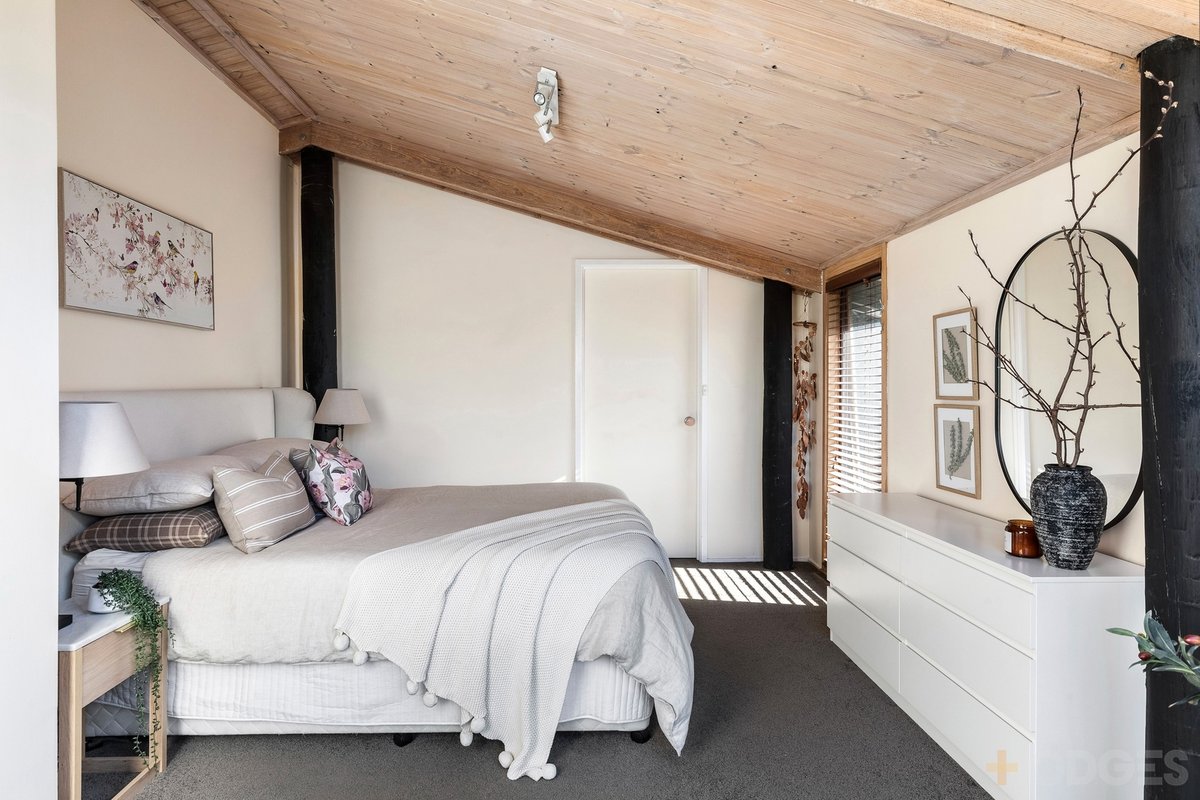 11 Driftwood Street Ocean Grove - Residential for sale
