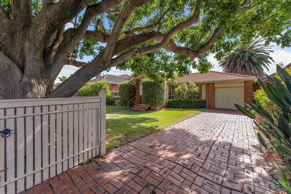 11 Eblana Avenue Mentone - Residential for sale