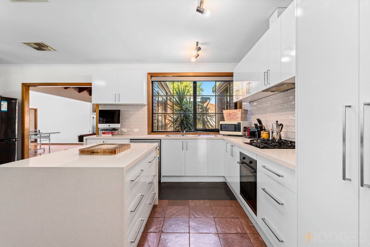 11 Eddison Close Altona Meadows - Residential for sale