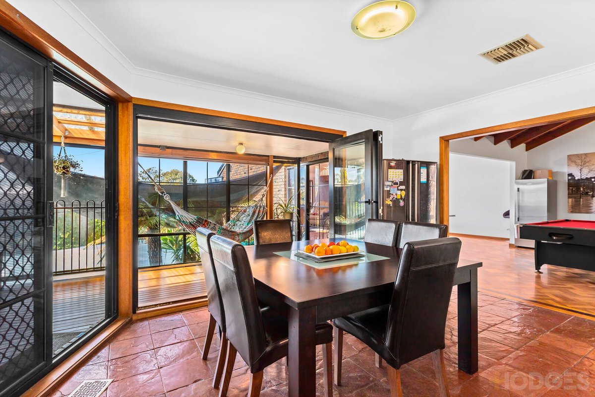 11 Eddison Close Altona Meadows - Residential for sale