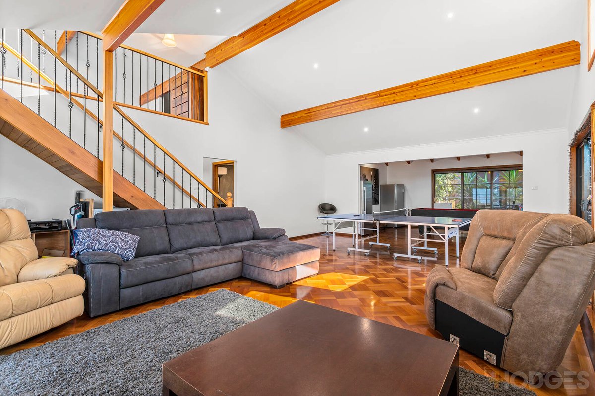 11 Eddison Close Altona Meadows - Residential for sale