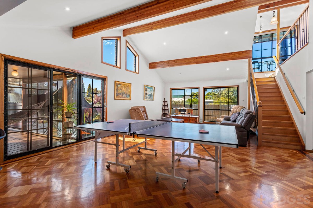 11 Eddison Close Altona Meadows - Residential for sale